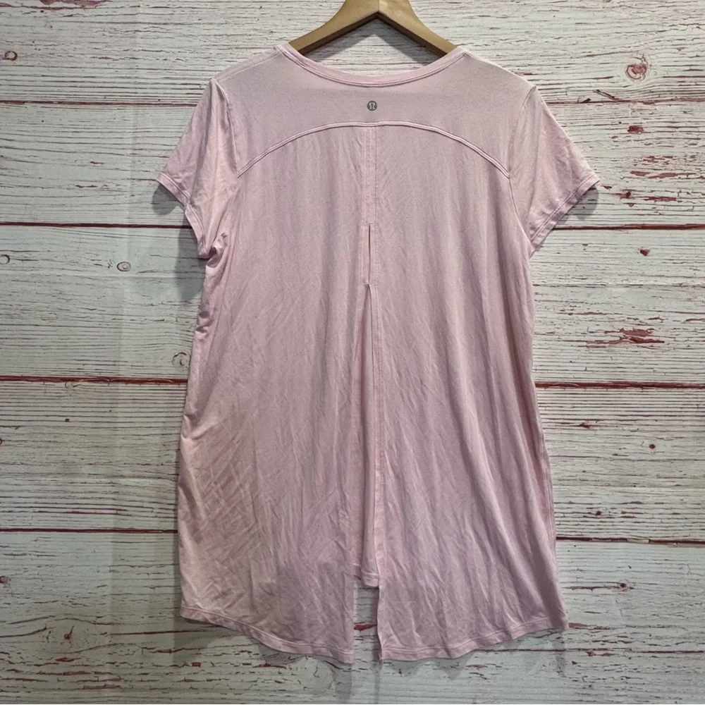 Lululemon Modal Open Up Tie Back T-Shirt in Strawberry Milkshake Sz 8